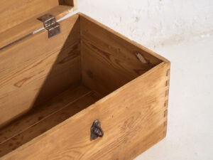 Pequeño cofre de almacenaje antiguo (c.1920) #3