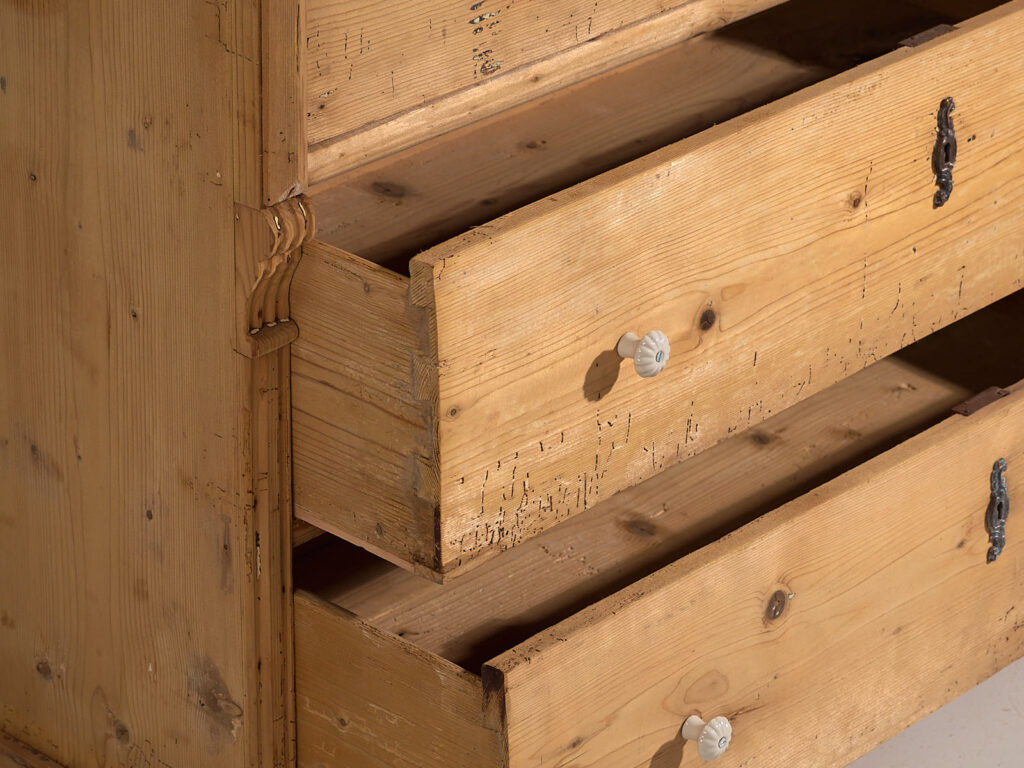 Antigua cómoda de tres cajones (c.1920) #36