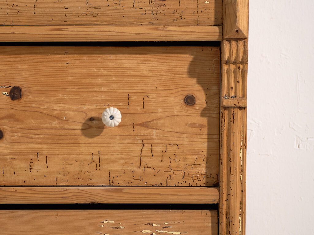 Antigua cómoda de tres cajones (c.1920) #36