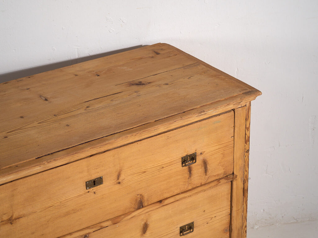 Commode ancienne de style provençal (vers 1920) #46