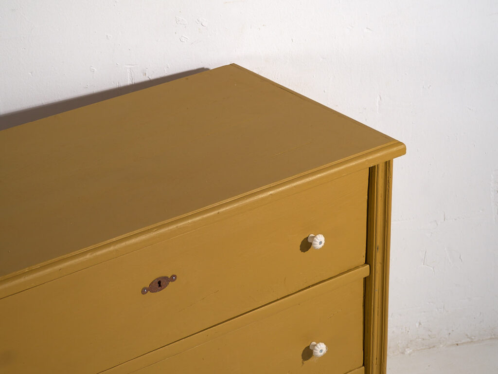 Cómoda antigua de color amarillo mostaza (c.1920) #54