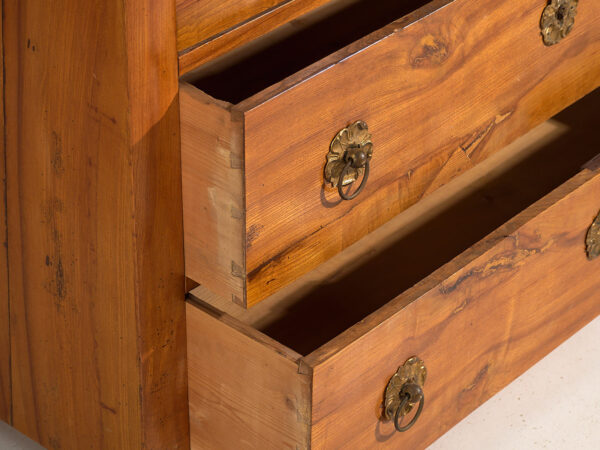 Ancienne commode Biedermeier avec ferrures en forme de fleurs (c.1850) #62