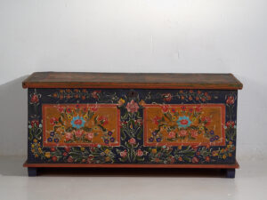Antique trunk with floral motifs (c.1870) #67