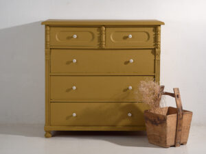 Cómoda grande antigua de color mostaza (c.1920) #78