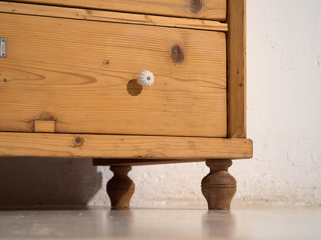 Cajonera grande antigua (c.1920) #83