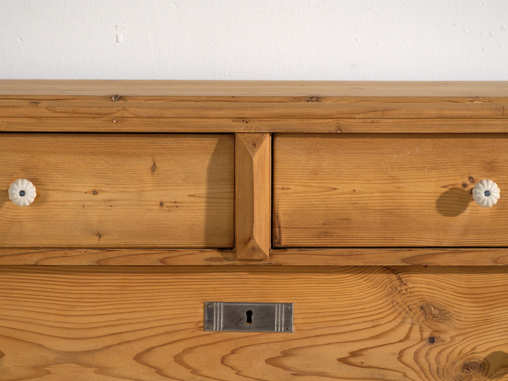 Cajonera grande antigua (c.1920) #83