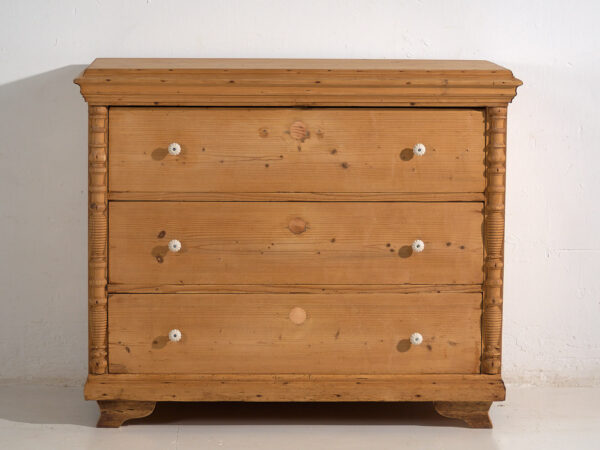Antique bedroom dresser (c.1920) #88