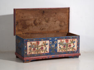 Antiguo cofre azul de estilo arte popular (c.1920) #93