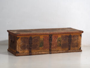 Antiguo baúl nupcial de arte popular (c.1820) #103