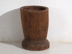 Antiguo mortero de estilo wabi-sabi (c.1920) #1