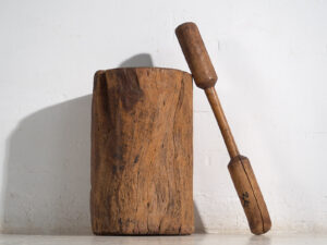 Mortero asiático antiguo (c.1920) #2