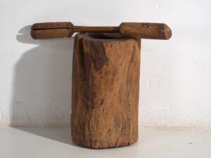 Mortero asiático antiguo (c.1920) #2