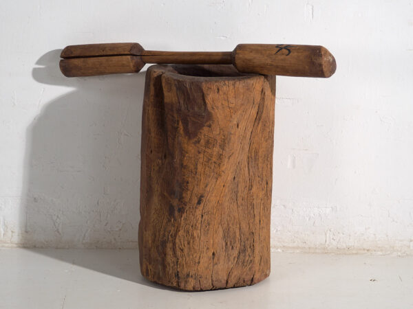 Mortero asiático antiguo (c.1920) #2