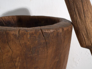 Antiguo mortero oriental (c.1920) #3