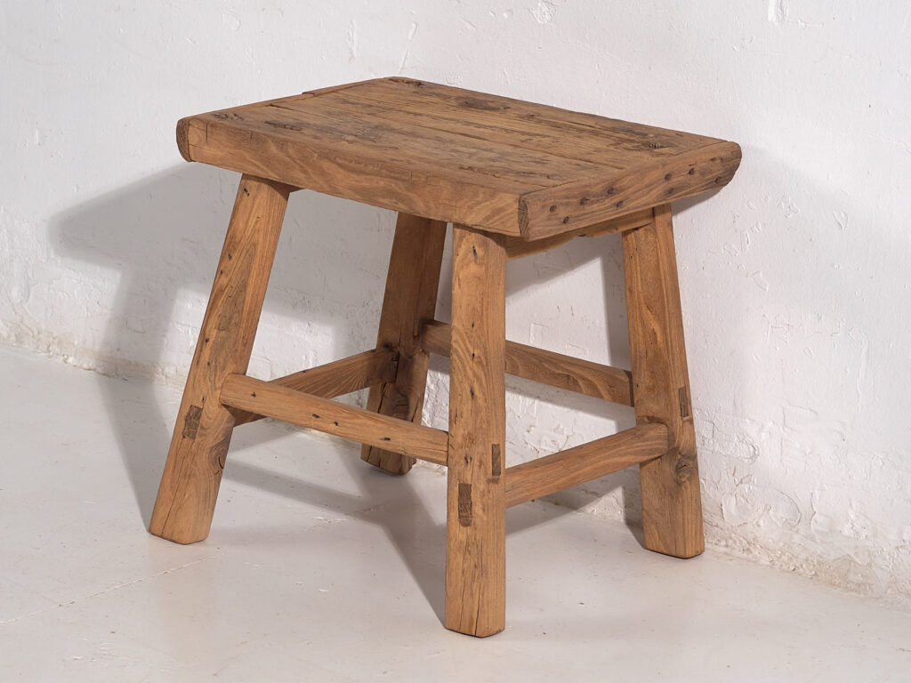 Antigua mesita oriental (c.1900) #8