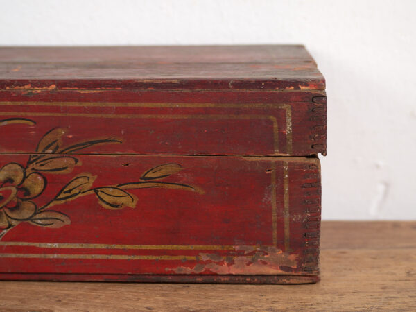 Coffret asiatique rouge ancien (c.1900) #13