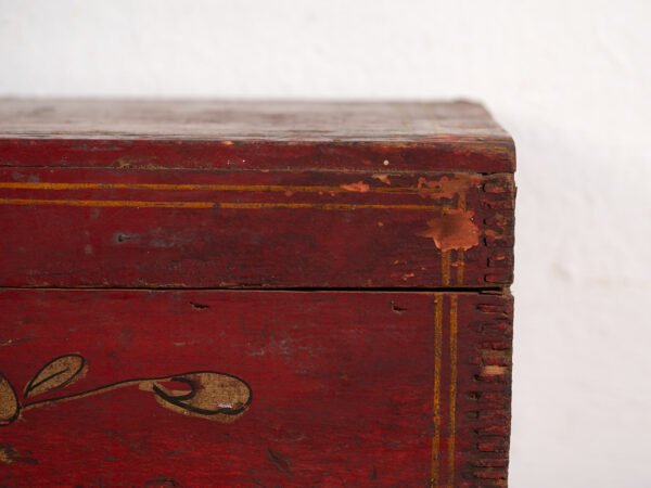 Antigua caja rectangular con motivos florales (c.1900) #3