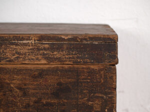 Pequeño cofre antiguo de estilo wabi sabi (c.1900) #35