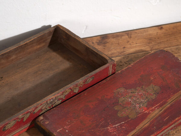Antigua caja con pátina de color rojo (c.1900) #4