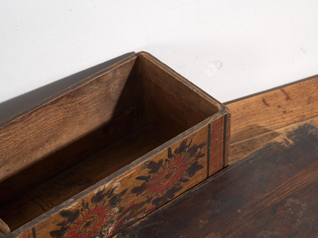 Caja oriental antigua (c.1900) #41