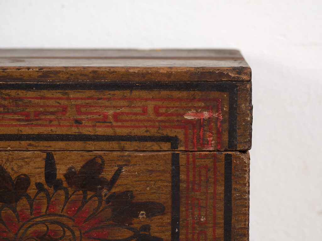 Caja oriental antigua (c.1900) #41