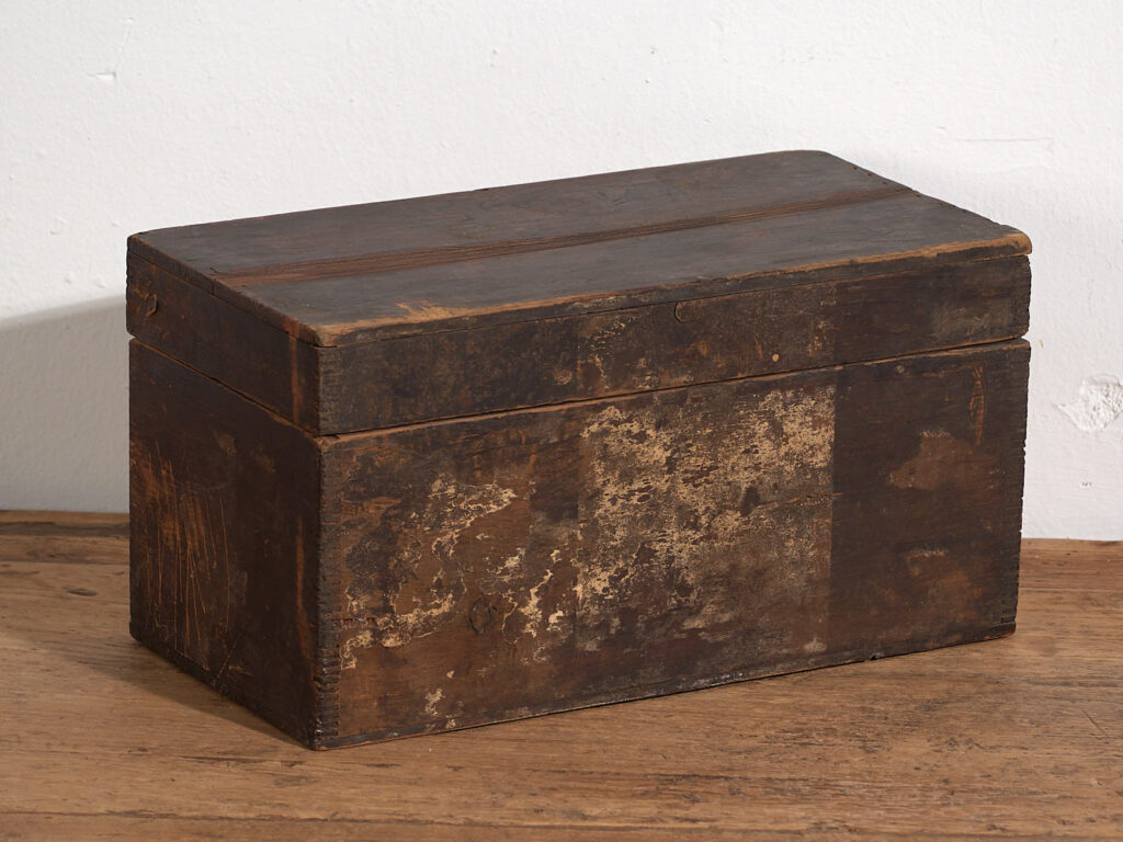 Caja oriental antigua (c.1900) #41