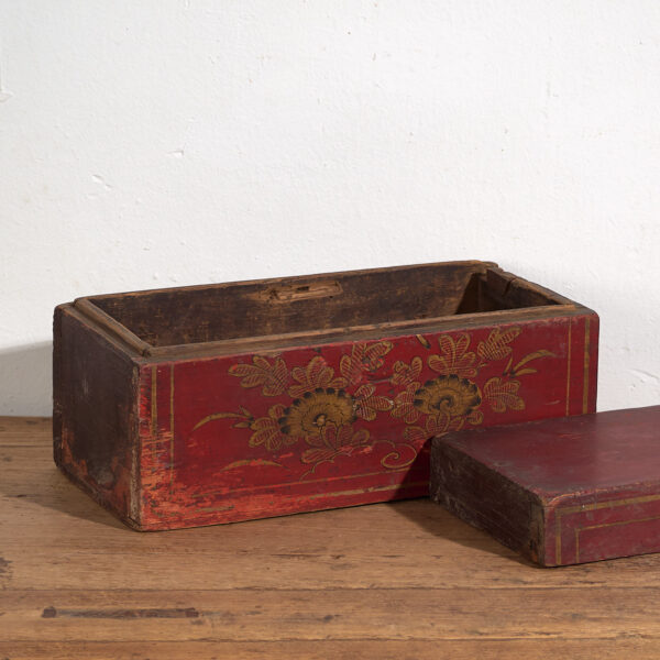 Antique red case with floral details (c.1900) #44