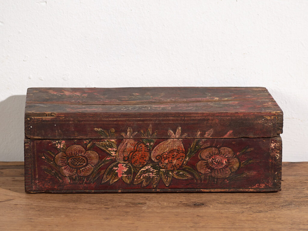 Caja china antigua con decoración de granadas y flores (c.1900) #7