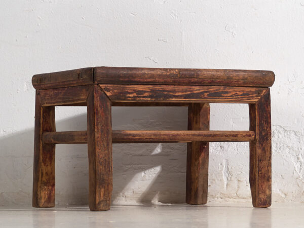 Antigua mesa oriental (c.1900) #1