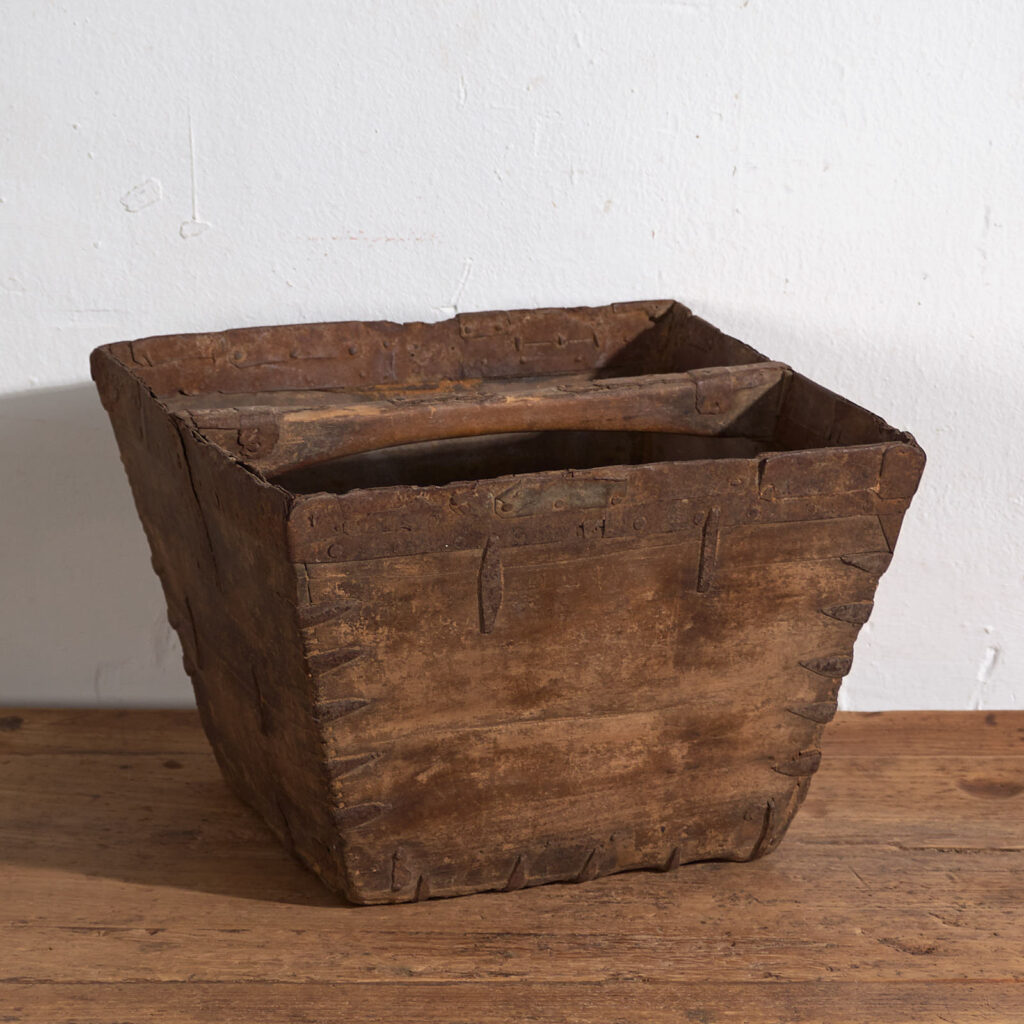 Antigua cesta oriental (c.1900) #2