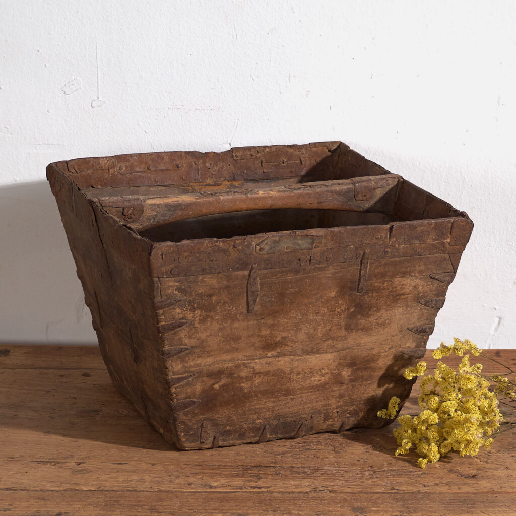 Antigua cesta oriental (c.1900) #2