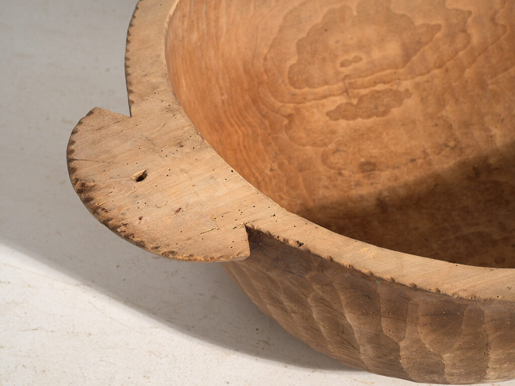 Antiguo cuenco de estilo primitivo (c.1900) #2