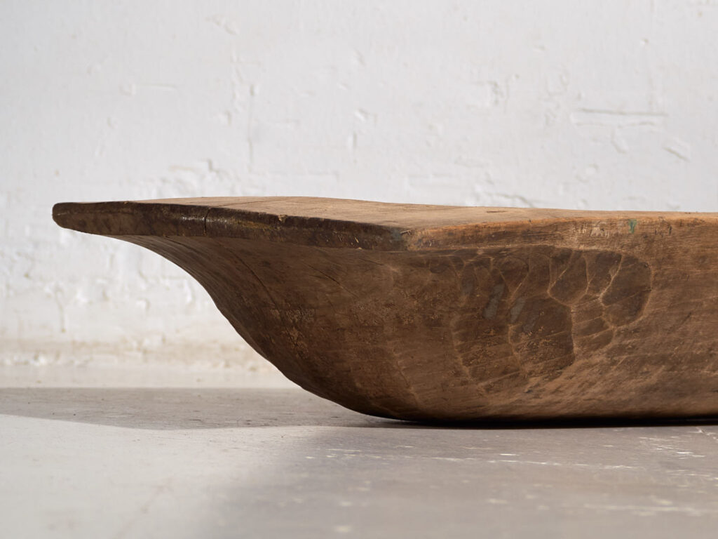 Cuenco ovalado antiguo de estilo primitivo (c.1900) #7