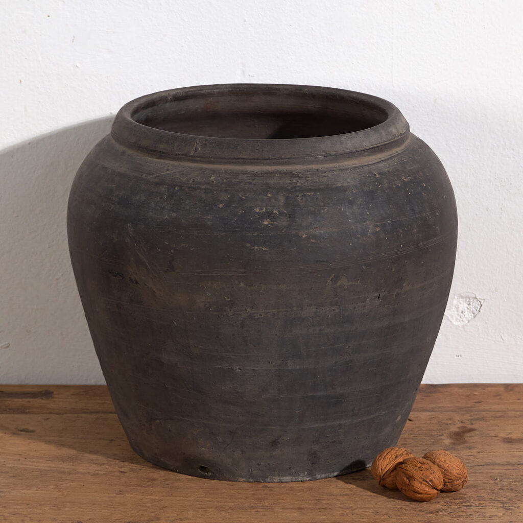 Antiguo jarrón gris de cerámica (c.1900) #12