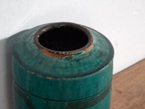 Vase ancien en céramique émaillée verte (vers 1820) #35