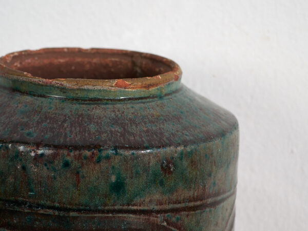 Antiguo jarrón oriental con relieve floral (c.1820) #38