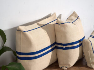 Cojín de lino antiguo de rayas color azul marino #1