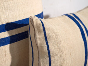 Cojín de lino antiguo de rayas color azul marino #1