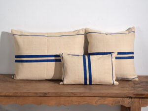 Cojín de lino antiguo de rayas color azul marino #1