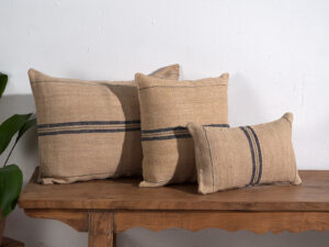 Cojín antiguo de lino con rayas azul marino #3