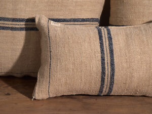 Cojín antiguo de lino con rayas azul marino #3