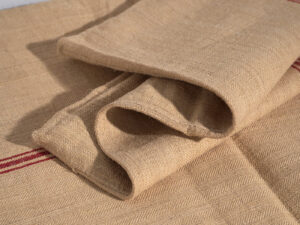 Cojines rojos de lino antiguo #1