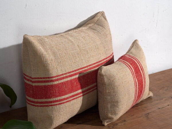Cojines rojos de lino antiguo. Conjunto de 2 piezas #2