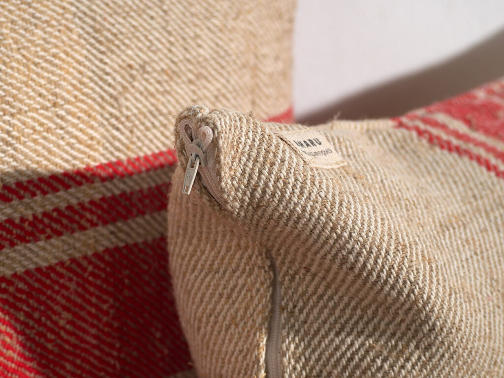 Cojines rojos de lino antiguo. Conjunto de 2 piezas #2