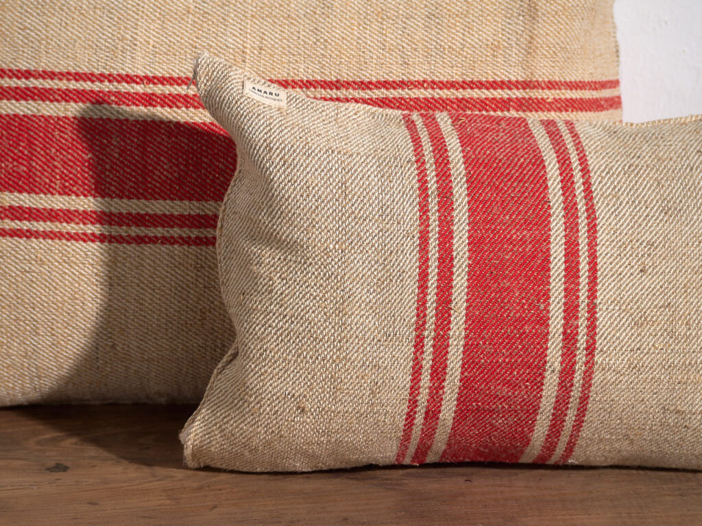 Cojines rojos de lino antiguo. Conjunto de 2 piezas #2