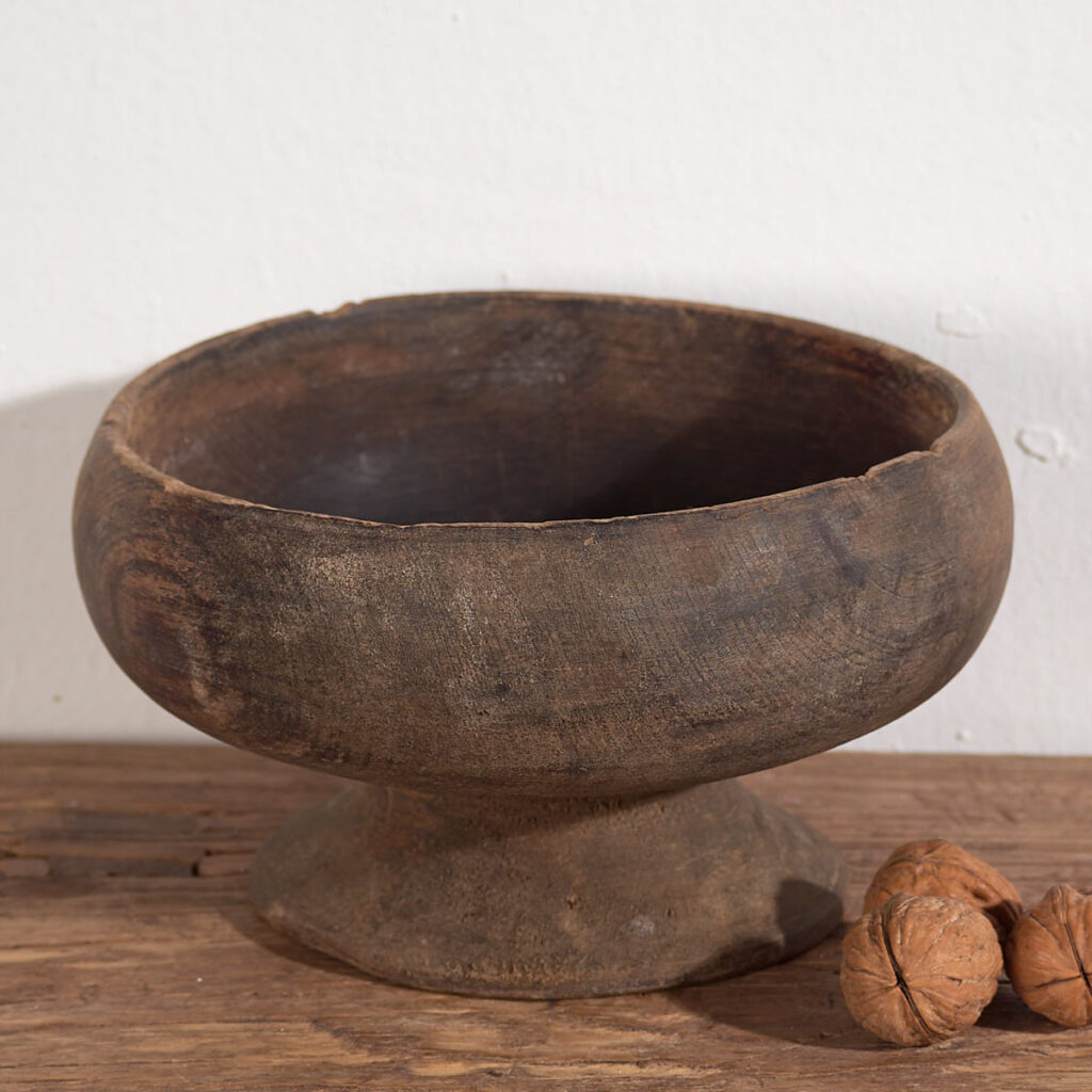 Small antique primitive style bowl (c.1900) #3