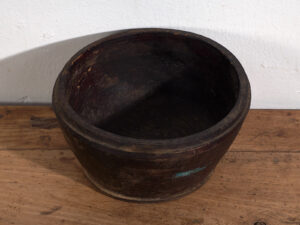 Dark patina antique bowl (c.1900) #37