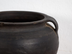 Jarrón pequeño antiguo de cerámica (c.1900) #7