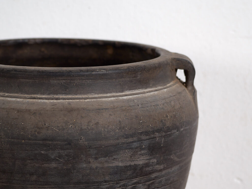 Pequeña vasija antigua (c.1900) #9