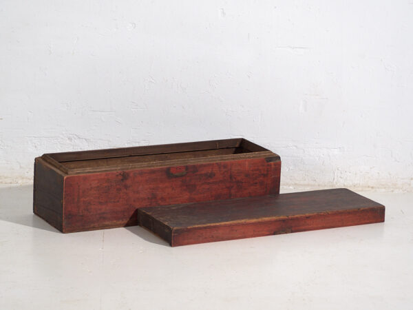 Antique Chinese garnet red case (c.1900) #11